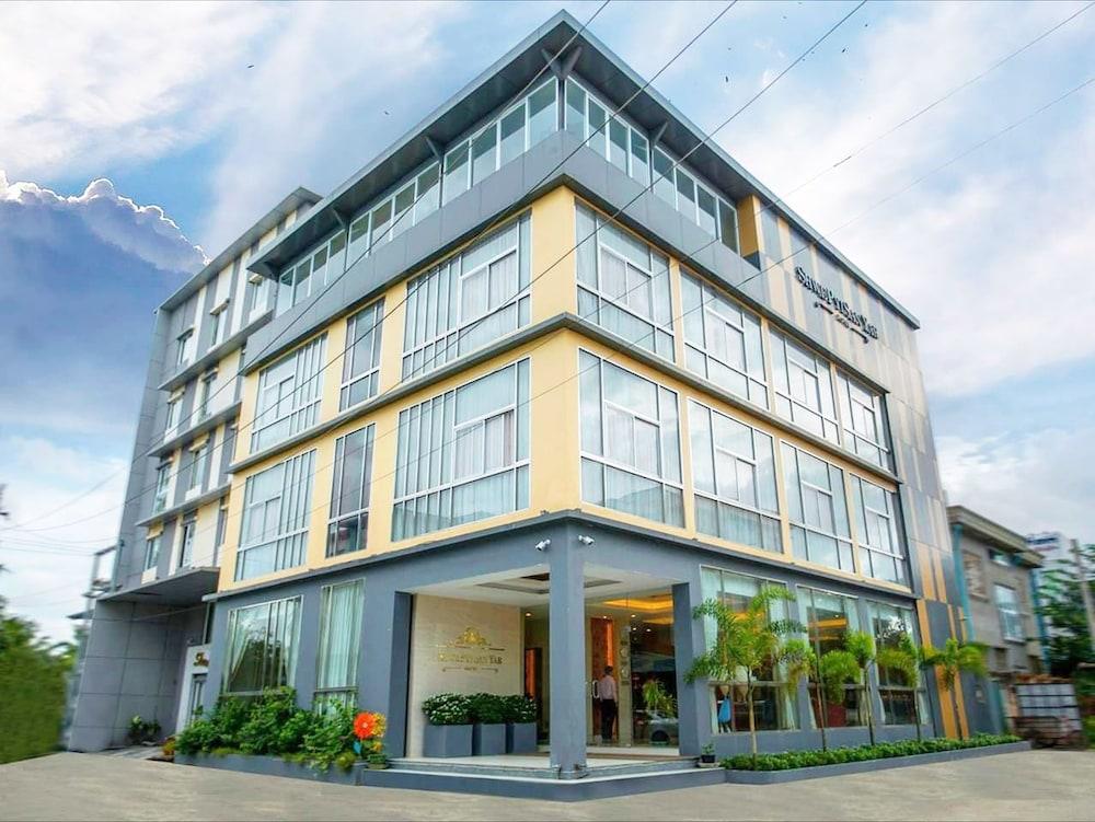 슈웨 피 산 야르 호텔 양곤 외부 사진